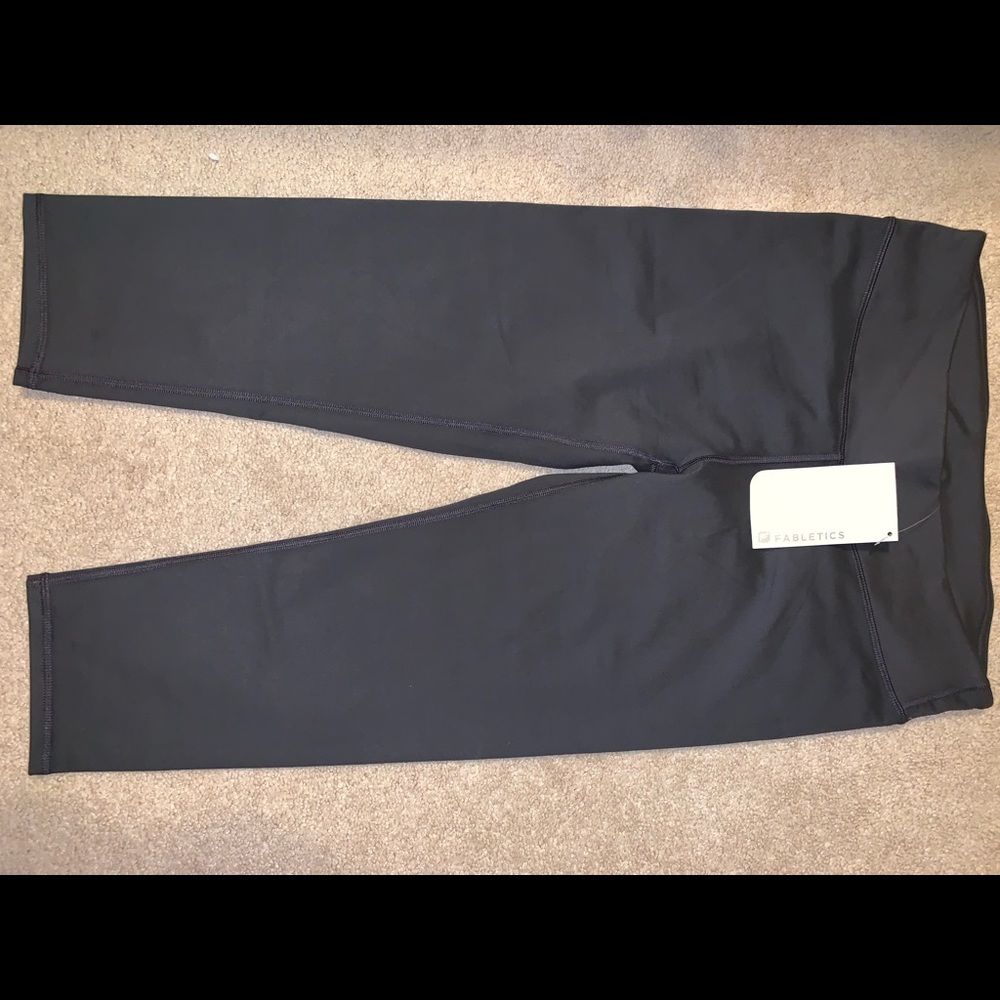 CAPRI ATHLETIC LEGGINGS